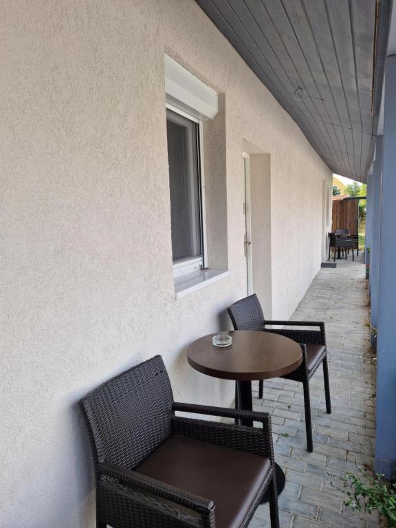Nefelejcs Vendeghaz Hotel Godollo Exterior photo